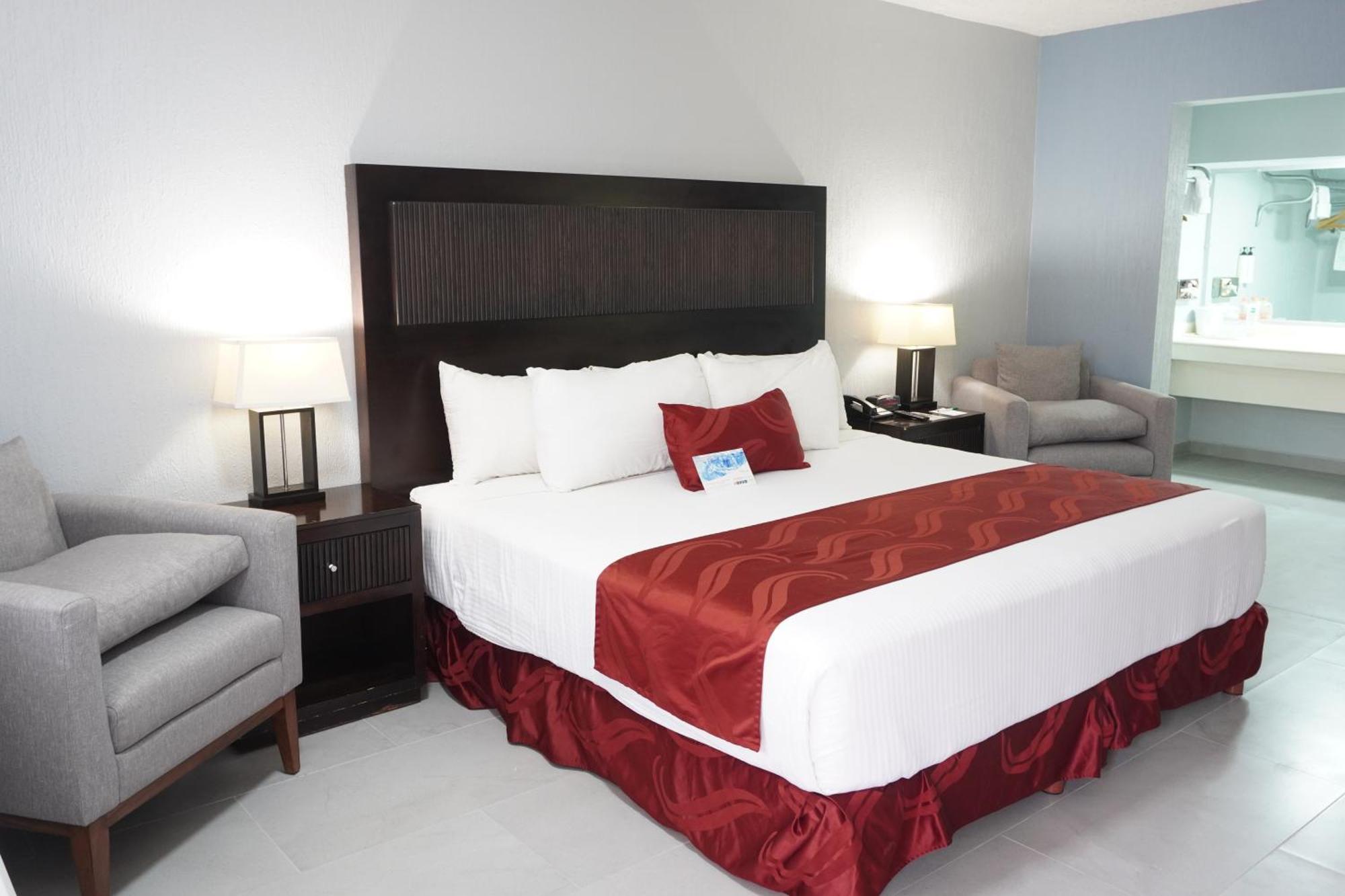 Quality Inn Piedras Negras Exterior photo